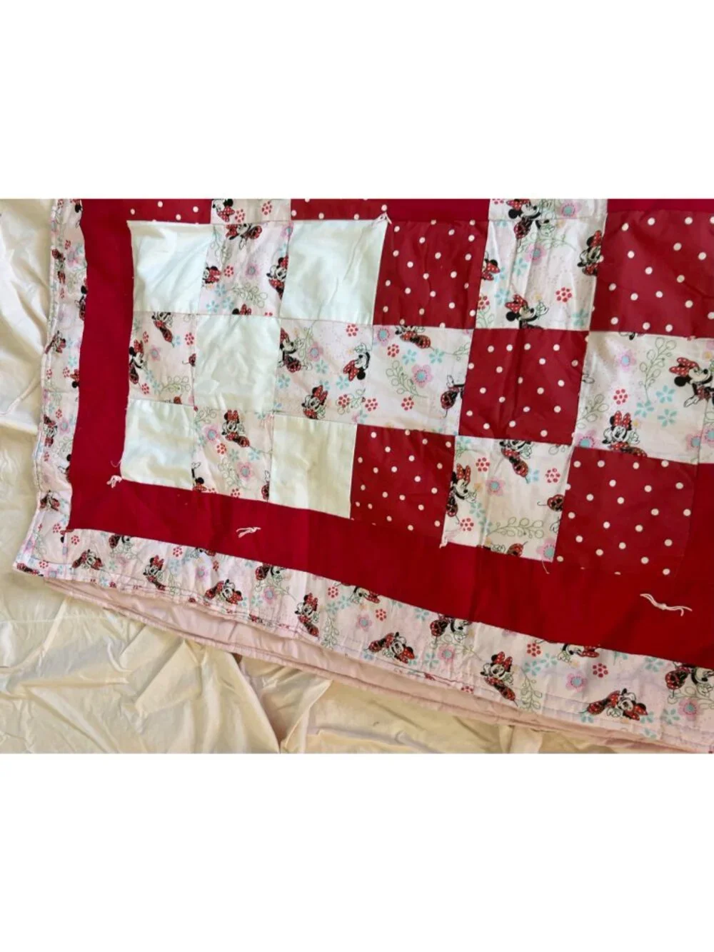 Handmade Minnie Mouse Quilt 46